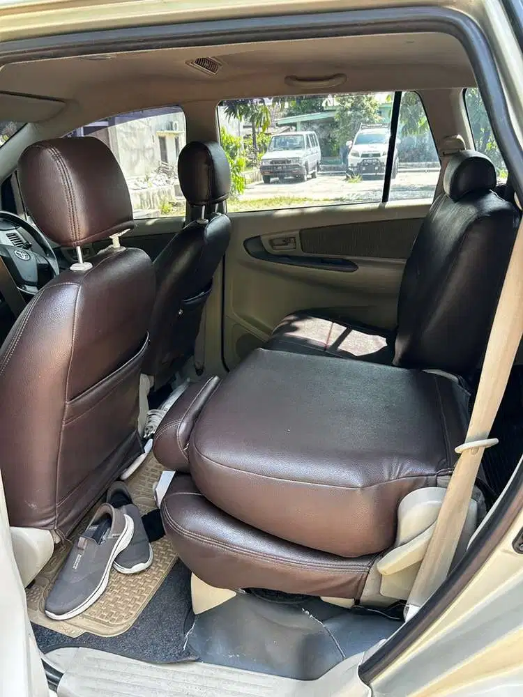Toyota Kijang Innova 2013 Bensin