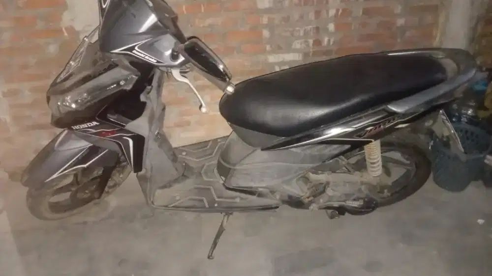 Vario techno tahun 2011 plat DA kalsel