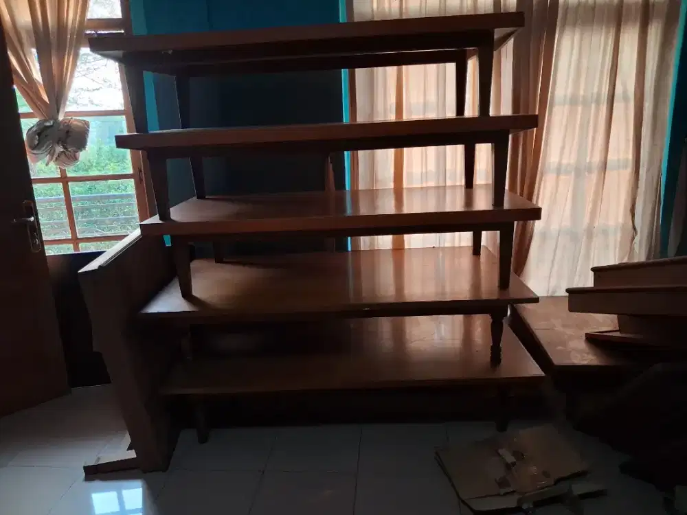 Jual cepat dan murah meja lesehan  7 pcs