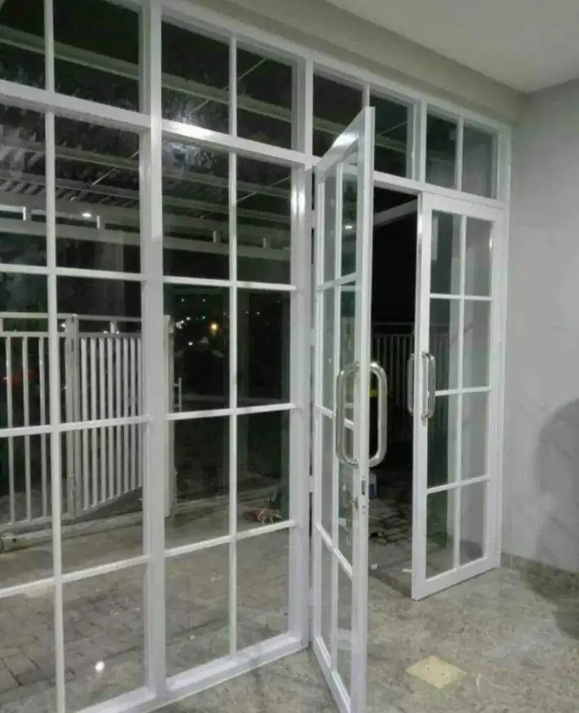 Pintu jendela aluminium kaca