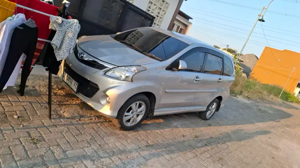 Jual avanza veloz