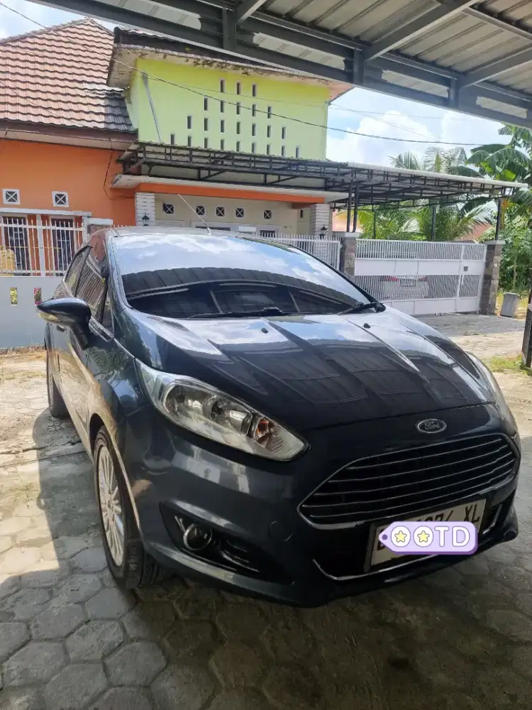 Ford fiesta S 1.5 Automatic