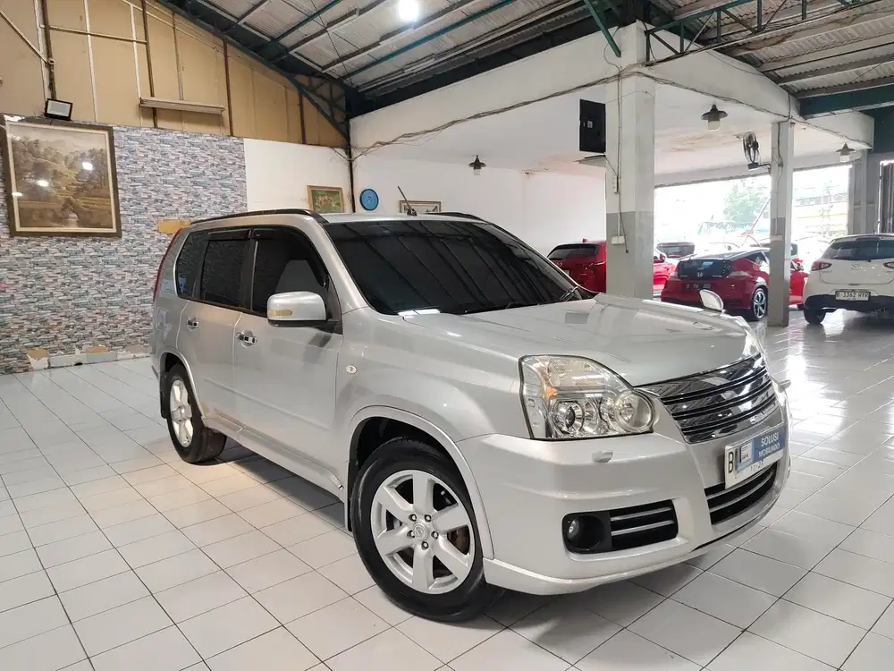 Nissan X TRAIL ST AUTECH 2.5 Bensin AT 2011