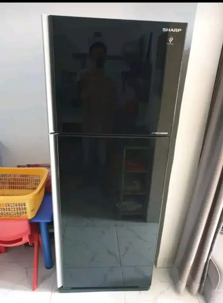 Kulkas Sharp 2 pintu