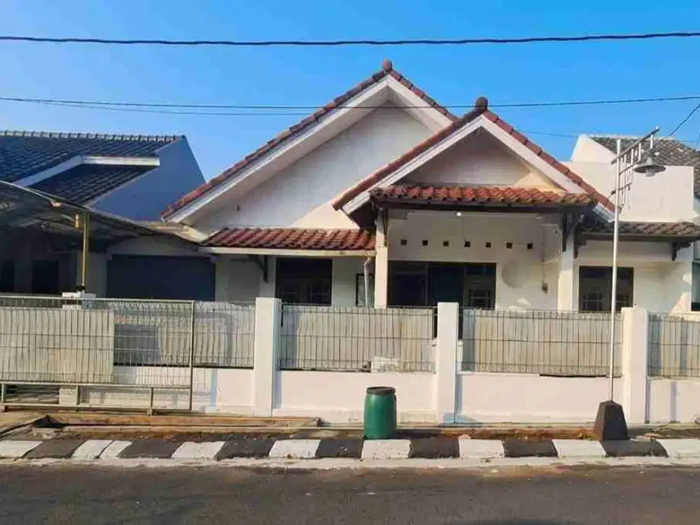 RUMAH DI PERUM JATI RAYA INDAH BANYUMANIK SEMARANG