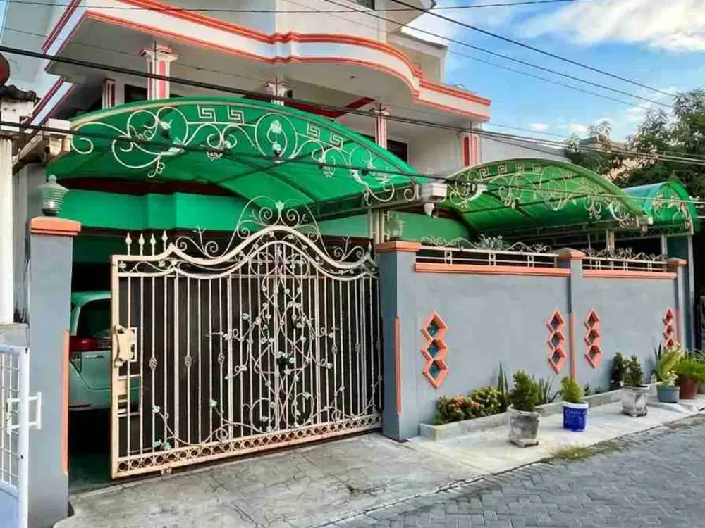 RUMAH BESAR DI TANAH MAS PANGGUNG LOR SEMARANG UTARA