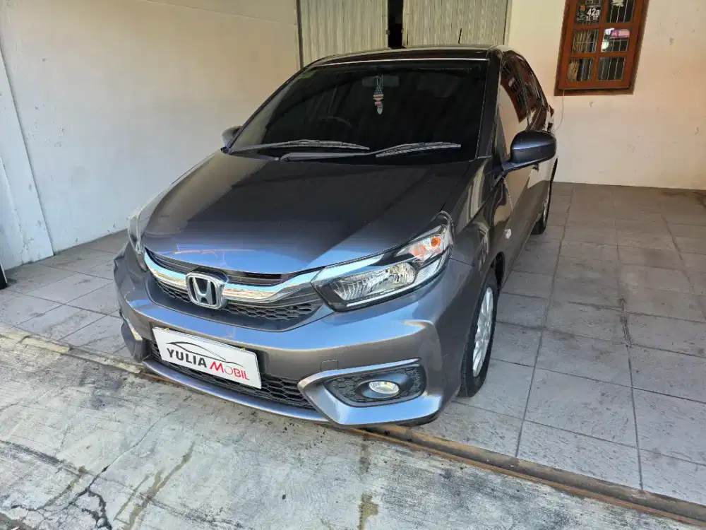 Honda Brio E cvt 2020 Grey, Plat H