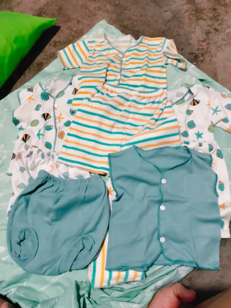 Baju baby Newborn cocok untuk anak laki laki dan perempuan
