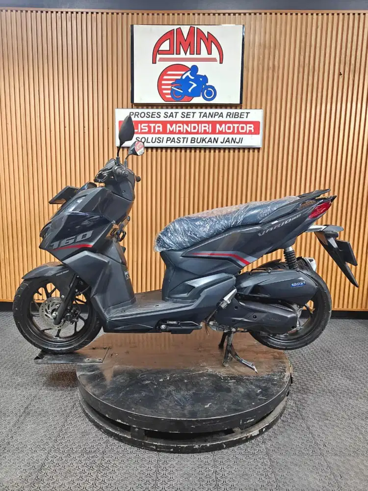 VARIO 16O CBS. GREESS BERKELAS BERGARANSI. CASH/KREDIT. BISA NEGO. COD