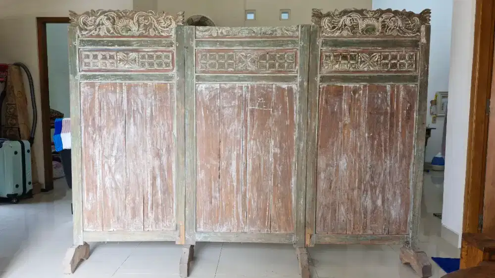 Pembatas ruangan antik