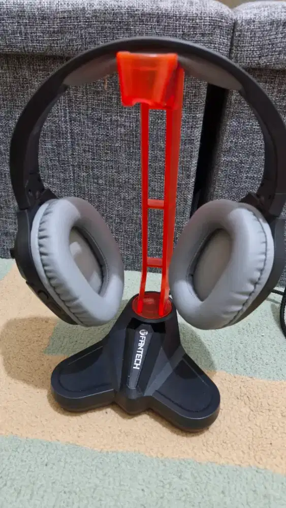 Headphone gaming DBE W100
