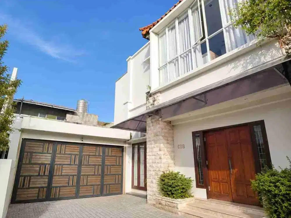DIJUAL RUMAH MEWAH, GARDEN RESIDENCE, SANUR, DENPASAR SELATAN
