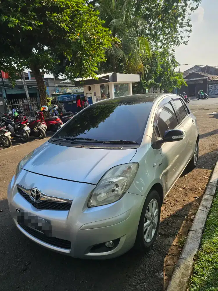 Yaris J matik 2010