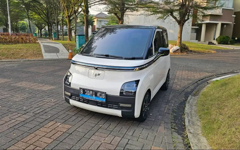 WULING AIR EV LONG RANGE 300KM TWO TONE 2022/2023