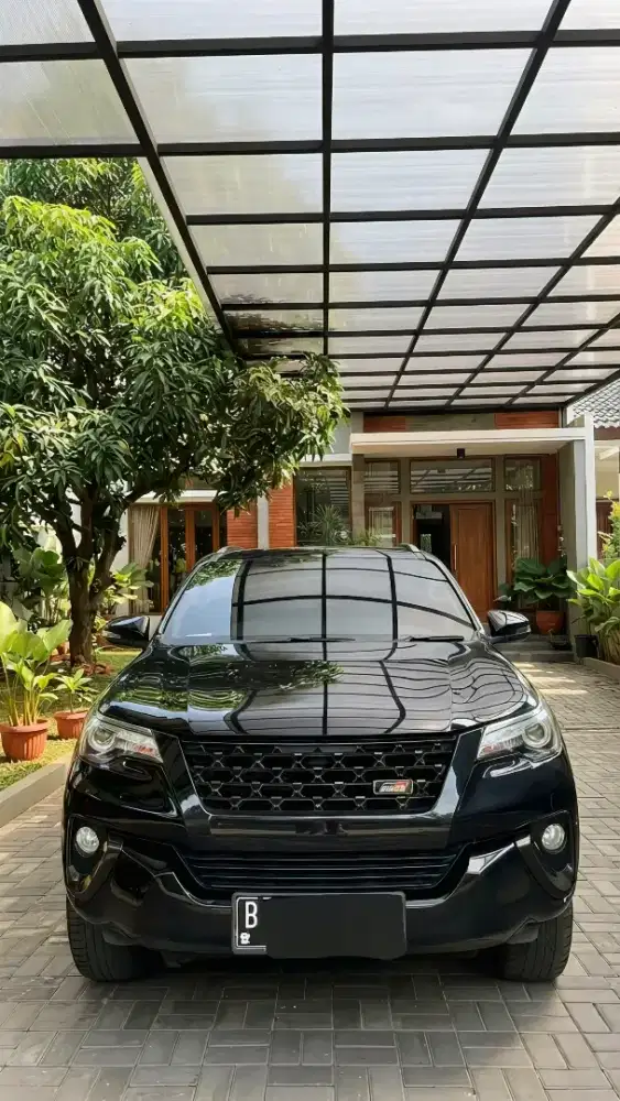 Toyota Fortuner 2.4 VRZ Matic Tahun 2016