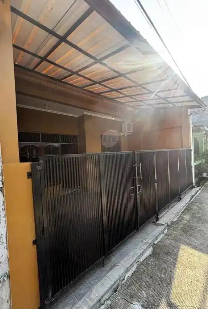 Kontrak Sewa Rumah Perumnas Depok Jaya / Depok 1 Jalan Leli (carport)
