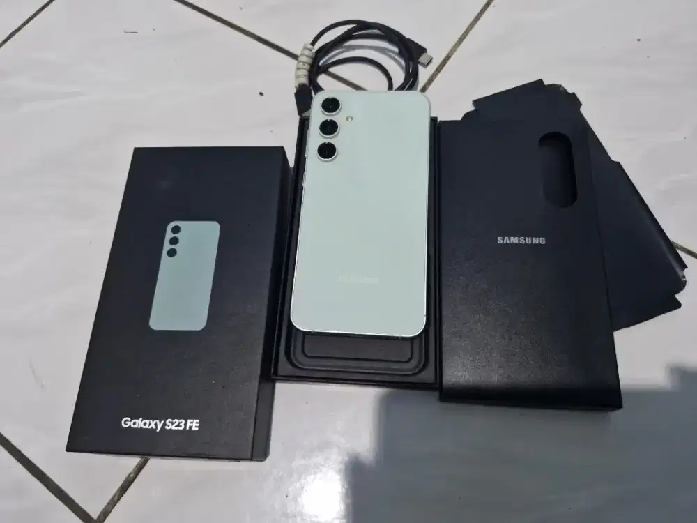 Samsung s23 fe ram 8/256 gb second sein