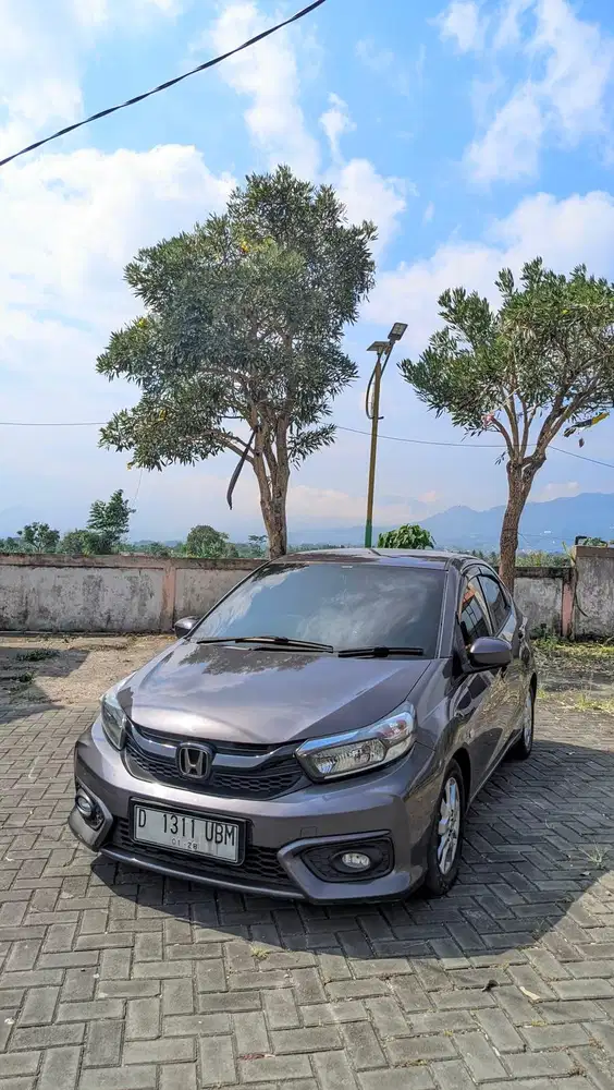 Honda Brio E Cvt 2023 low km nik 2022 abu2 mulus terawat antik