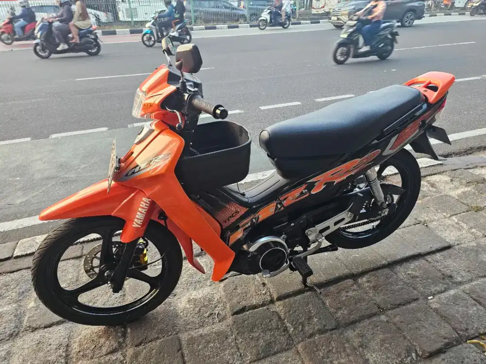 Motor Yamaha F1ZR full clutch 2003