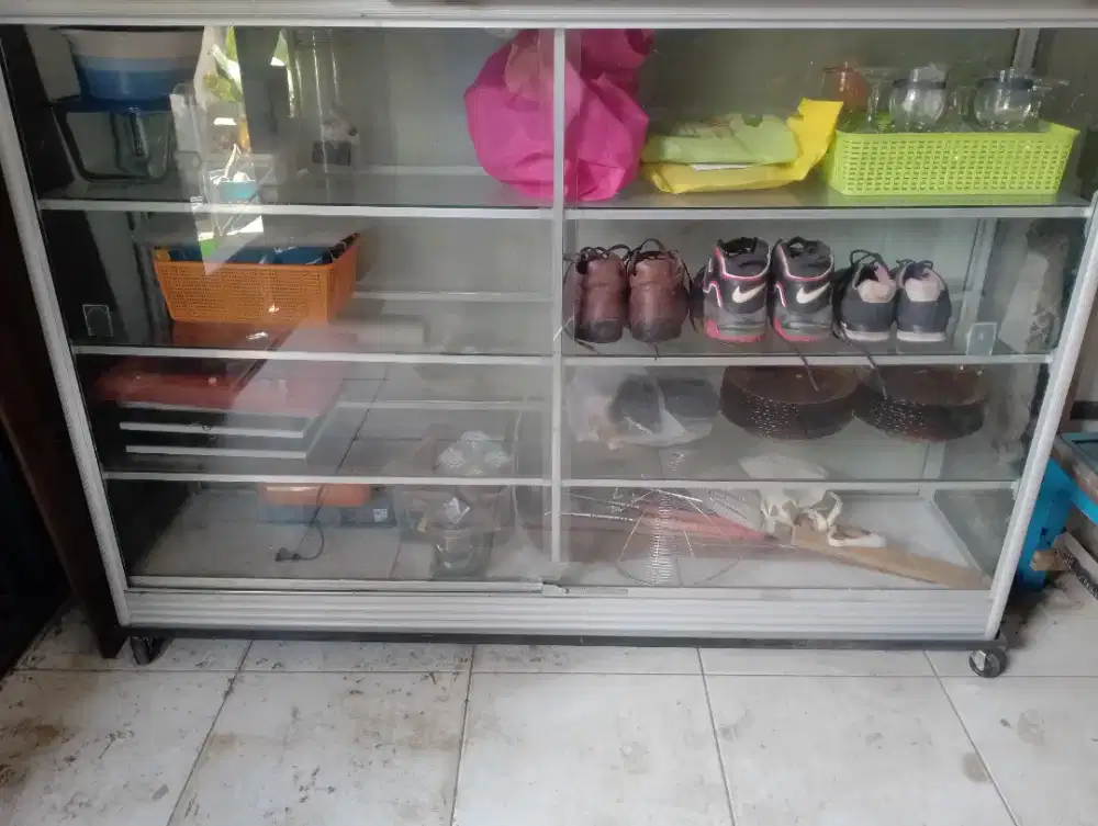 Etalase Warung 120