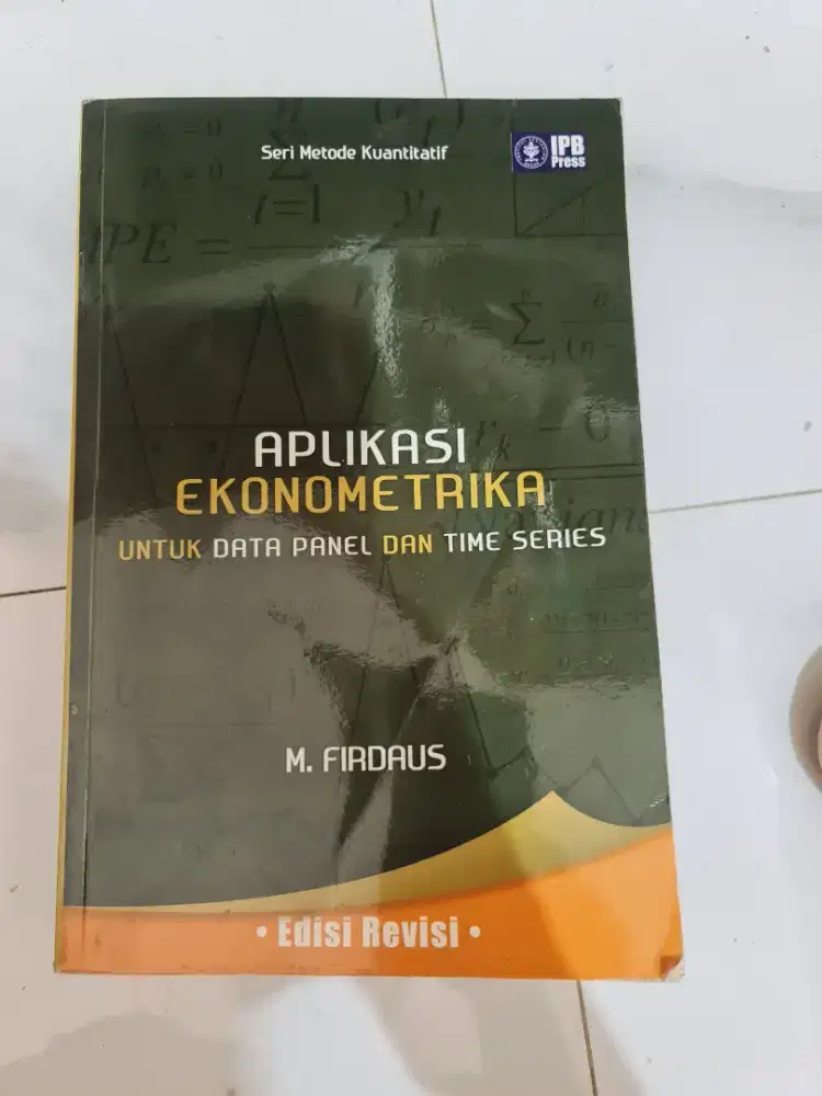 Aplikasi ekonometrika untuk data panel dan time series