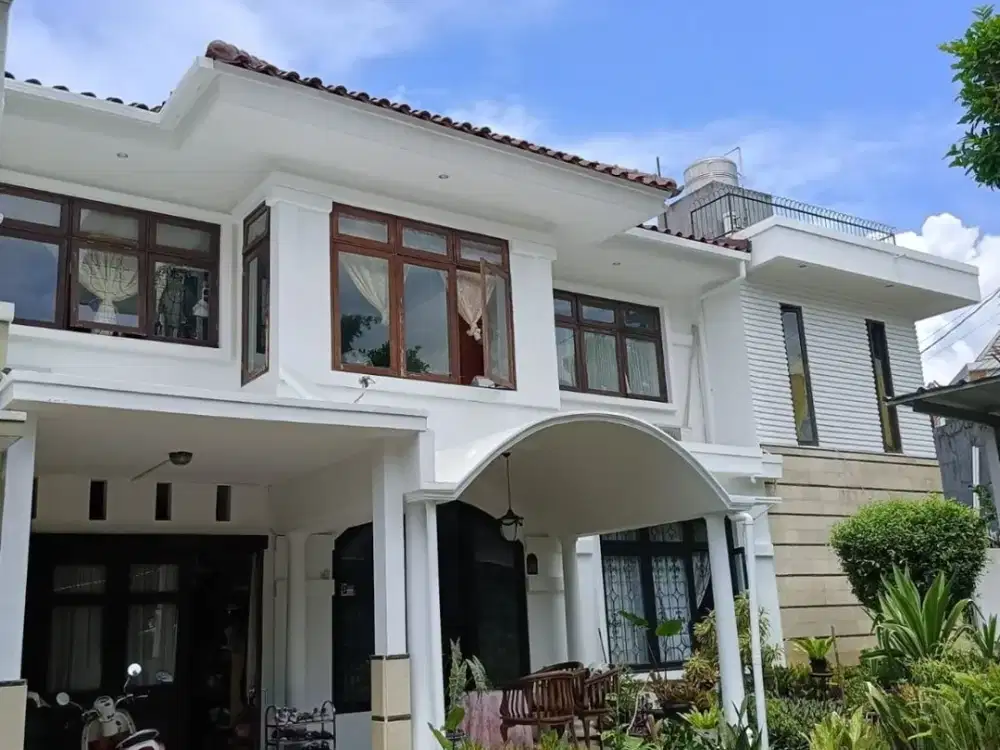 Dijual Rumah Besar 2 Lantai Dalam Cluster Lokasi Strategis Dekat Akses Stasiun Sudimara di Bintaro Tangsel Dm 18419