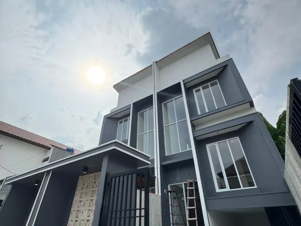Dijual Rumah Bagus Rapih 2 Lantai Siap Huni Lokasi Strategis Dekat Transmart Cilandak di Jaksel Am 18418