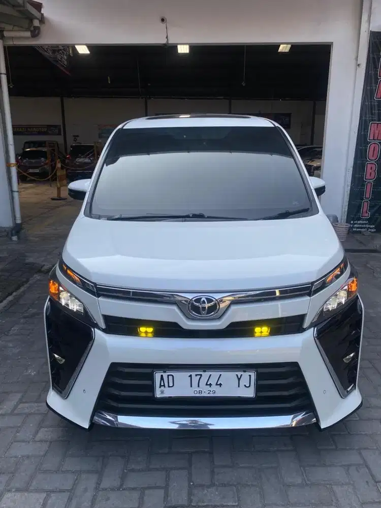 Voxy 2019 Matic AD Tgn1 Putih Original Bebas Laka Banjir DP Murah