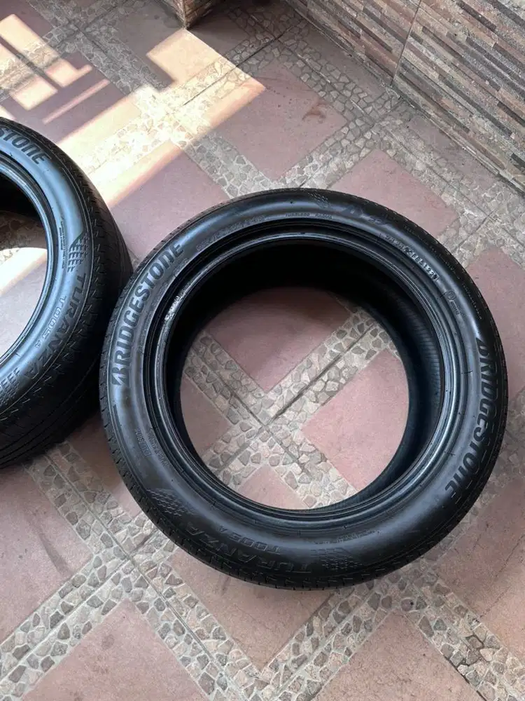 Ban Bridgestone Turanza T005 Nik. 2022 ukuran 225 / 50 R17