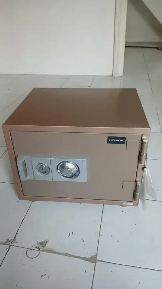 Jual brankas bekas bagus