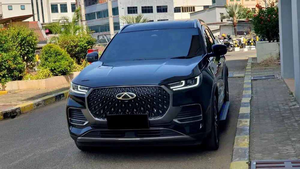 Chery tiggo 8 promax pro max awd 4x4 2024 hitam
