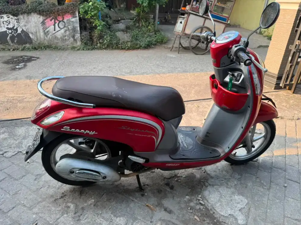 Scoopy esp stater halus THN 2017 plat AB Bantul