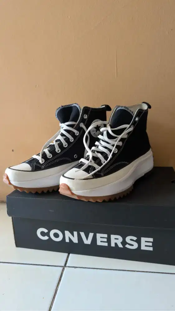 Converse Run star Hike HI Black - White