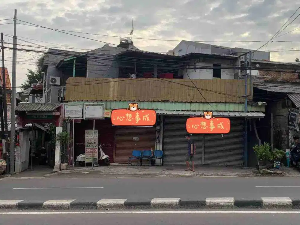 Rumah & 3 Toko Pinggir Jalan di Kalibata Jaksel