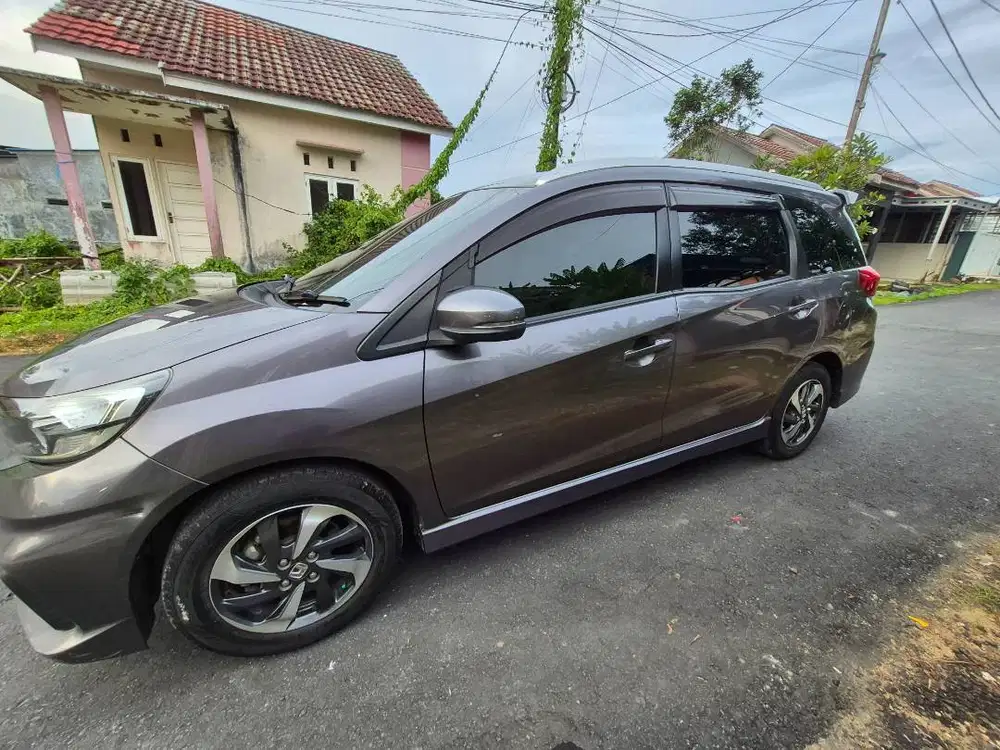Honda Mobilio RS CVT Tahun 2017 Servis Resmi Honda
