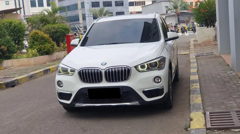 Bmw x1 xline 2018 putih pajak panjang