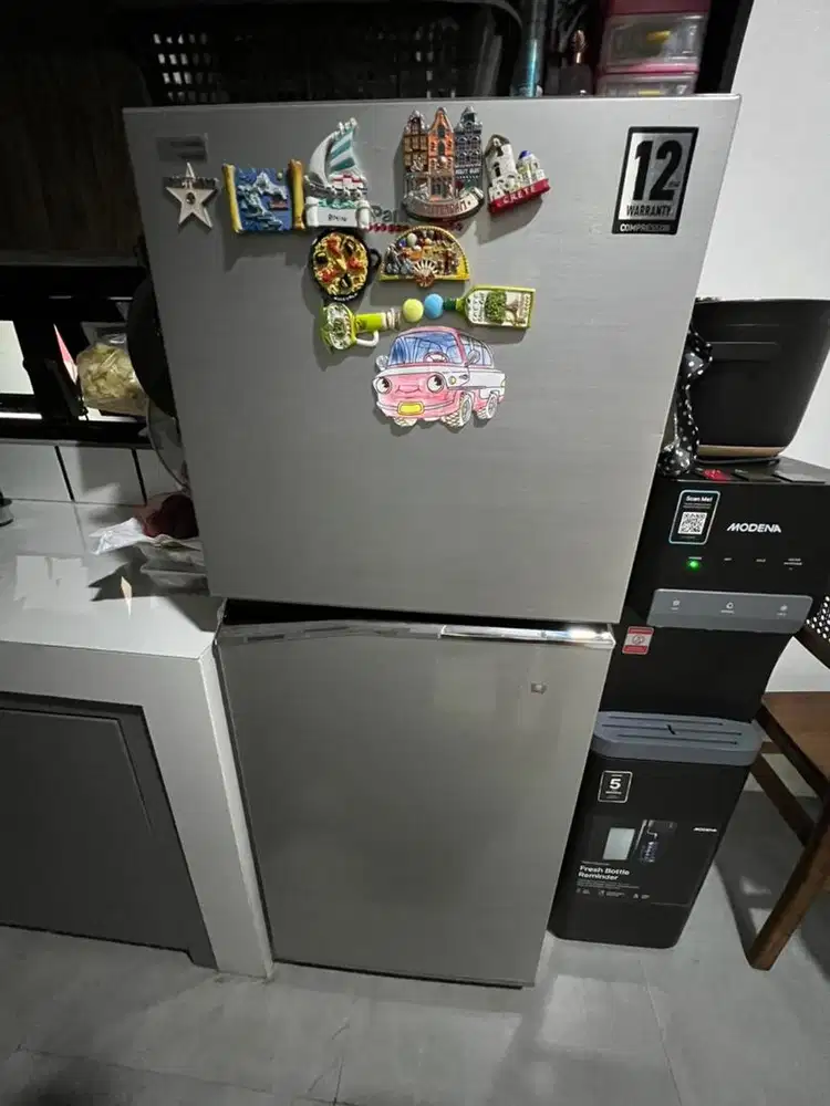 Kulkas Panasonic 2 Pintu 182L
