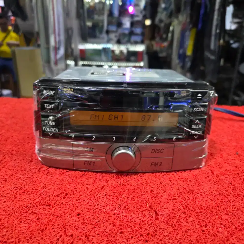 Head Unit TOYOTA RUSH 2012-2014 CD Radio FM AM orisinil