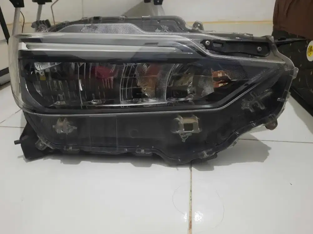 Headlamp new toyota agya 1,2 g cvt
