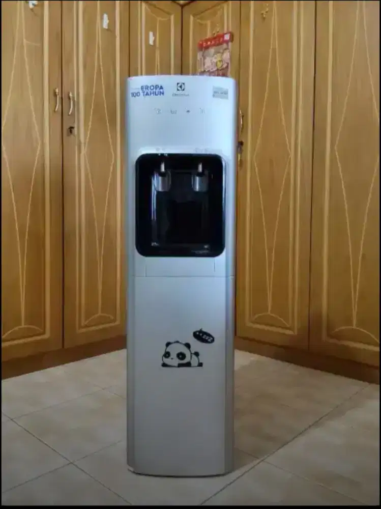 Dispenser Electrolux