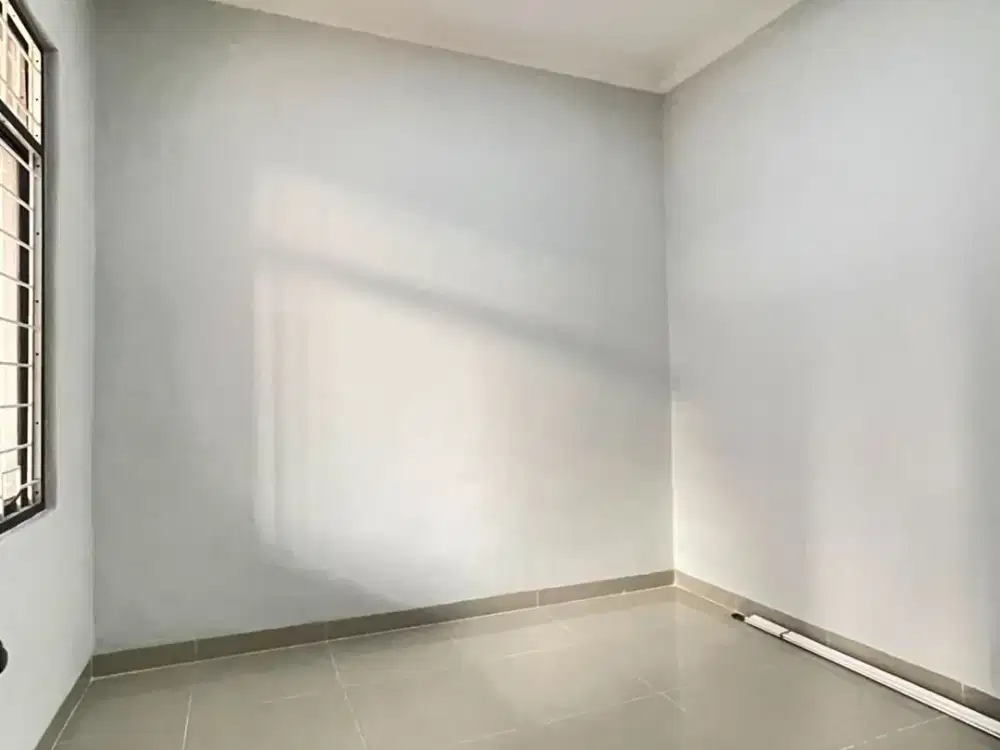 DIJUAL RUMAH SIAP HUNI DI PONDOK UNGU PERMAI rumah nyaman dengan bangunan full dan kondisi siap ditempati.
