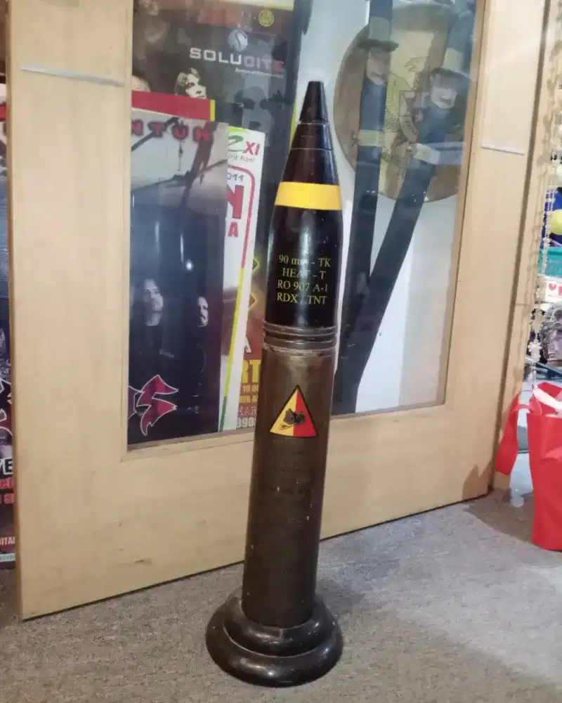 Pajangan martir tinggi 70cm