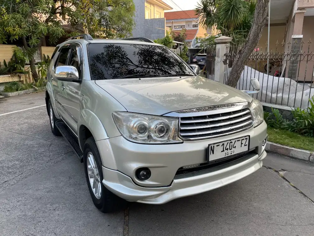 Toyota Fortuner Diesel automatic 2009