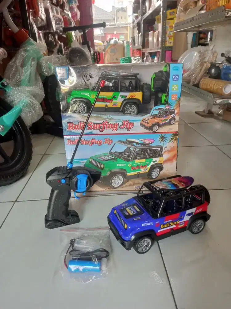 Mainan anak Rc remot control Jeep surfing asap cas