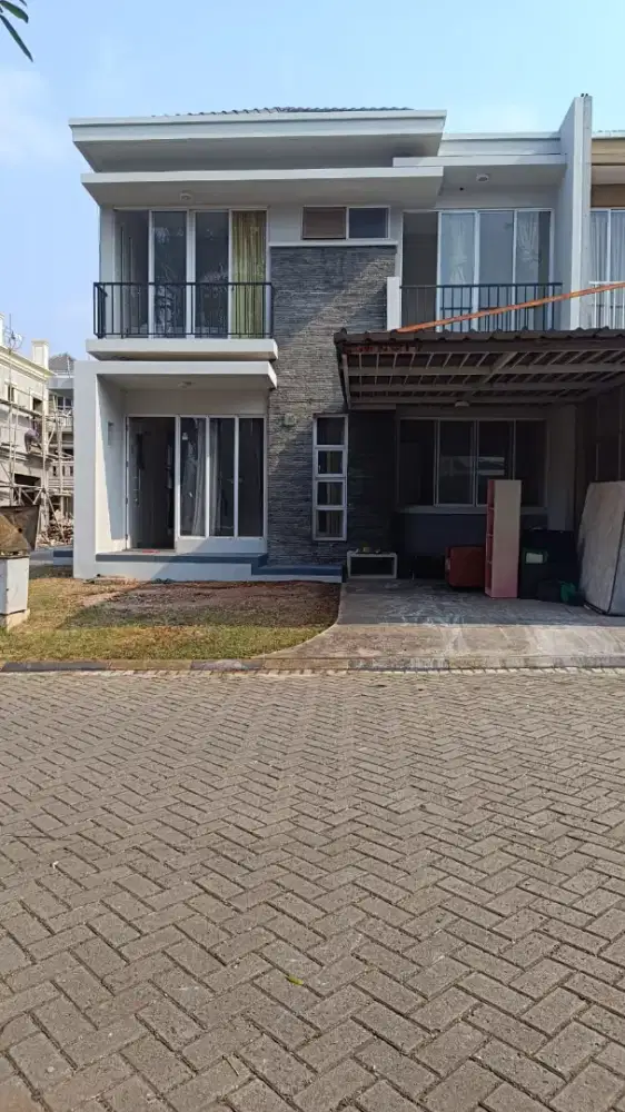 Rumah Hook Dijual di Cibubur Country | Dekat Tol Jatikarya