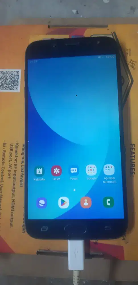 Samsung j7 pro hp casan