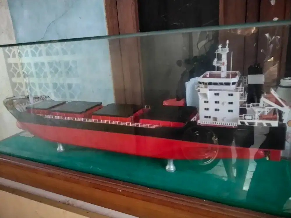 Di jual aja kapal
