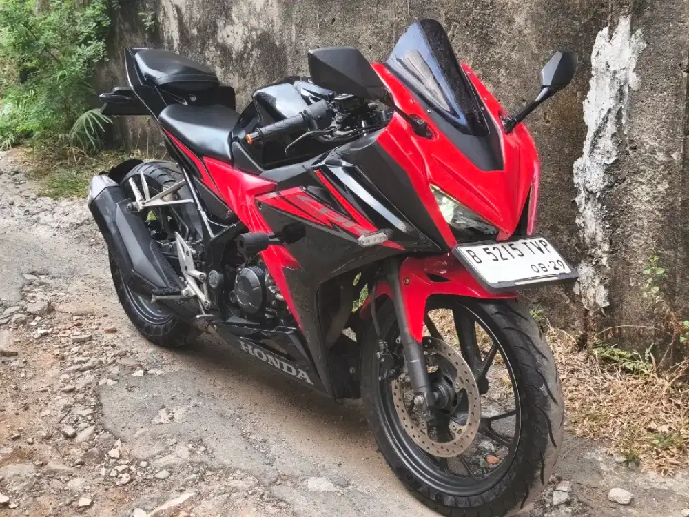Honda CBR150R 2018
