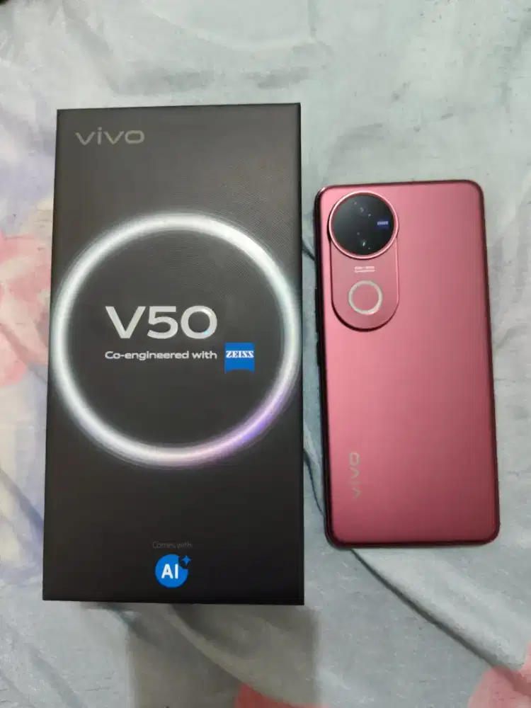 VIVO V50 5G RAM 12/256GB. FULL SET NO MINUS
