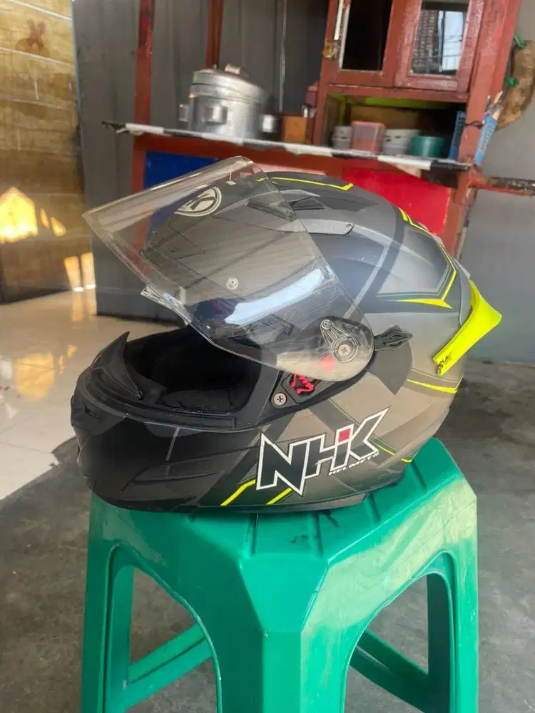 Helm NHK RX9 ukuran L